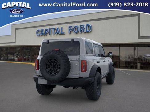 New 2026 Ford Bronco Badlands AWD/4WD image 8