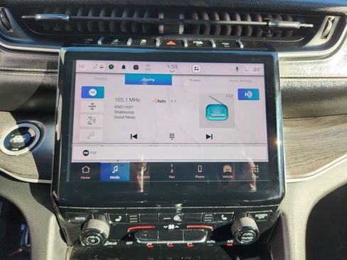 Certified 2024 Jeep Grand Cherokee Limited image 12