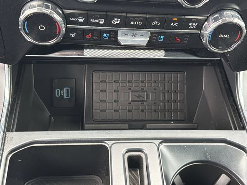 Used 2024 Ford F150 Lariat w/ Equipment Group 502A High AWD/4WD image 17