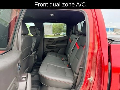 Used 2026 Chevrolet Colorado Z71 w/ Technology Package AWD/4WD image 9