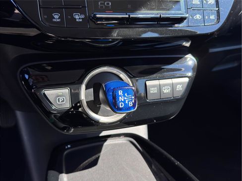 Used 2021 Toyota Prius Prime LE image 14