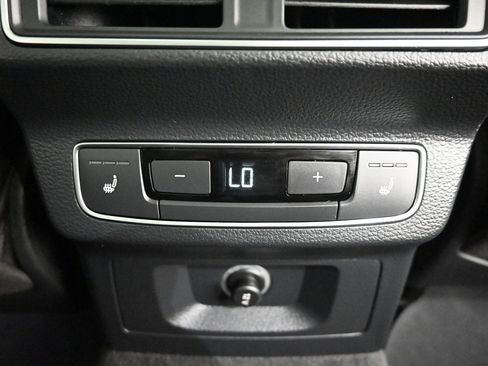 Used 2018 Audi Q5 2.0T Premium Plus w/ Premium Plus Package image 27