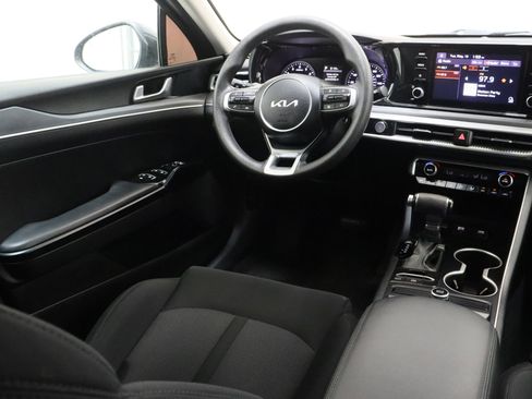 Used 2023 Kia K5 LXS FWD image 29