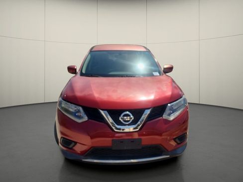 Used 2016 Nissan Rogue S FWD image 2