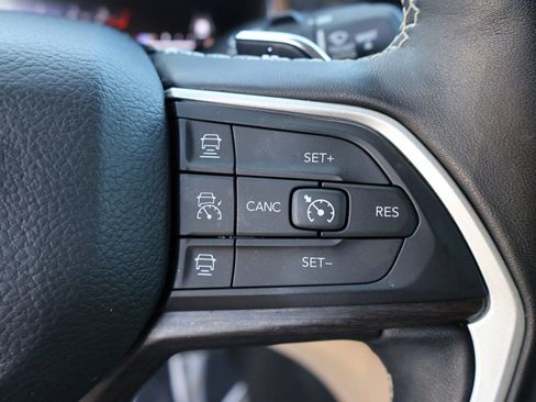 Used 2022 Jeep Grand Cherokee Limited w/ Trailer Tow Prep Group (B) image 49