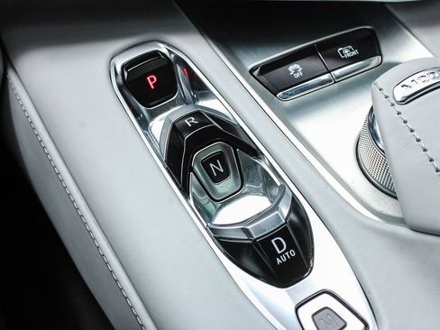 Used 2023 Chevrolet Corvette Stingray Premium Conv w/ Z51 Performance Package RWD image 17