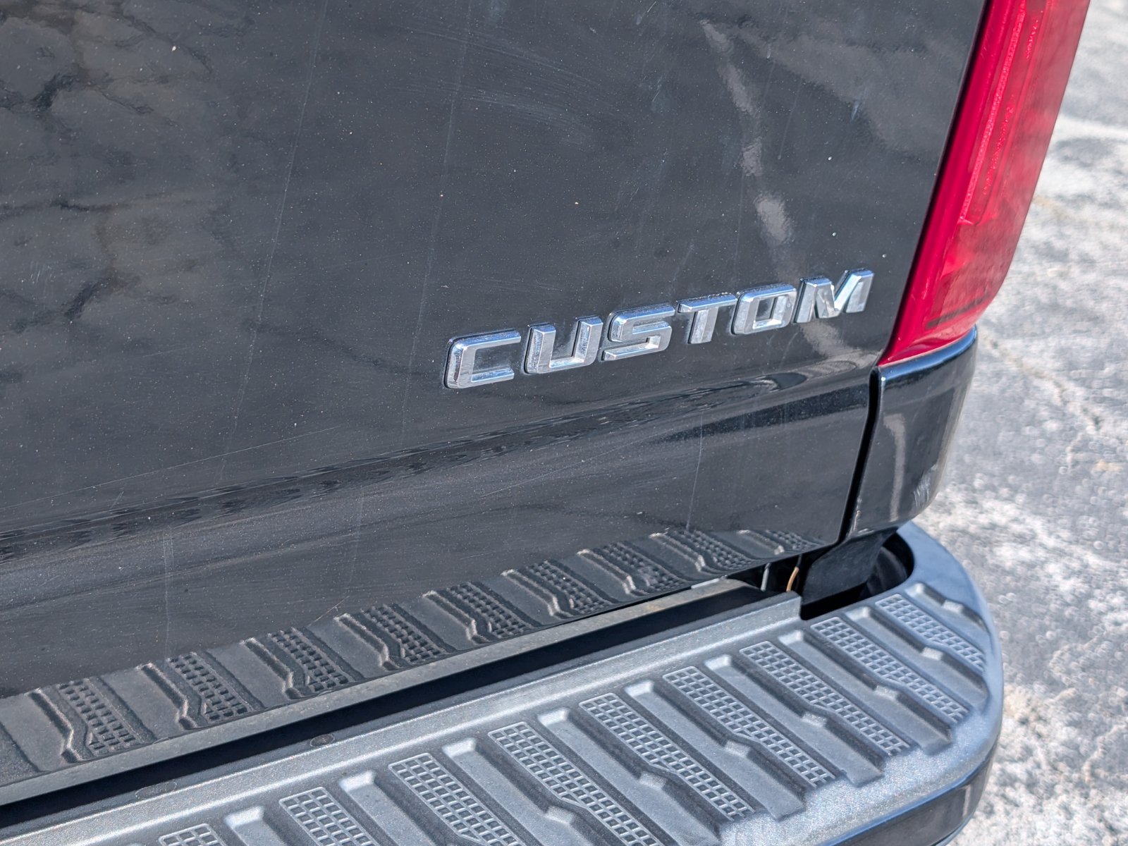 Used 2020 Chevrolet Silverado 2500 Custom w/ Custom Value Package AWD/4WD image 21