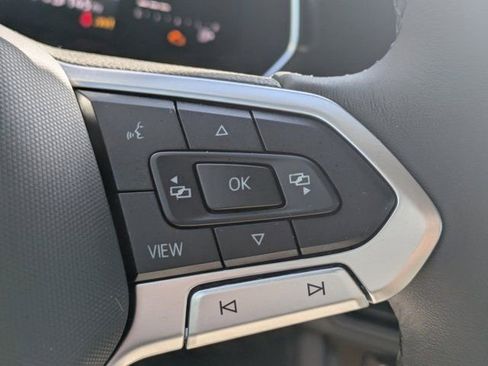 Used 2022 Volkswagen Jetta SE image 22