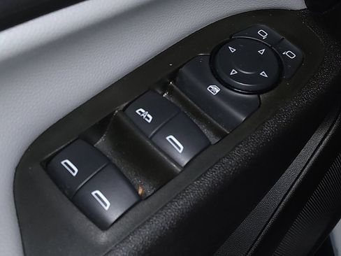 Used 2024 Chevrolet Equinox LT image 27