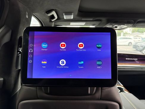 Used 2025 Cadillac Escalade Sport Platinum w/ LPO, ONYX Package AWD/4WD image 28