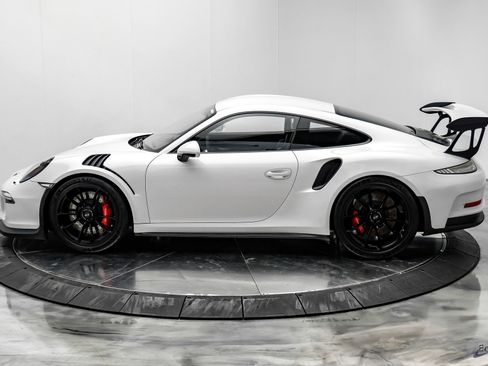 Used 2016 Porsche 911 GT3 RS RWD image 9