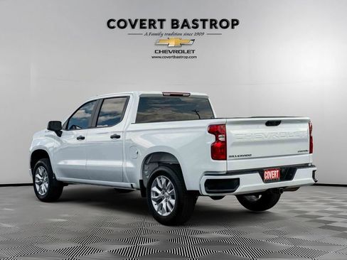 Used 2021 GMC Sierra 1500 AT4 w/ AT4 Value Package AWD/4WD image 3
