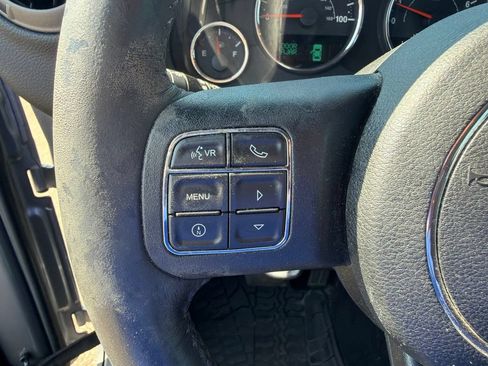 Used 2016 Jeep Wrangler Sport w/ Connectivity Group AWD/4WD image 25