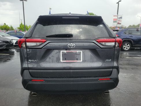 Used 2024 Toyota RAV4 XLE FWD image 10