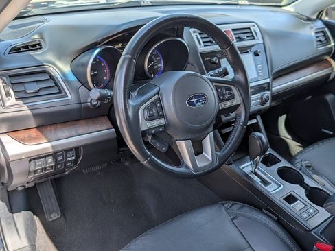 Used 2017 Subaru Outback 2.5i Limited AWD/4WD image 14