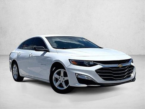 Used 2023 Chevrolet Malibu LS FWD image 12