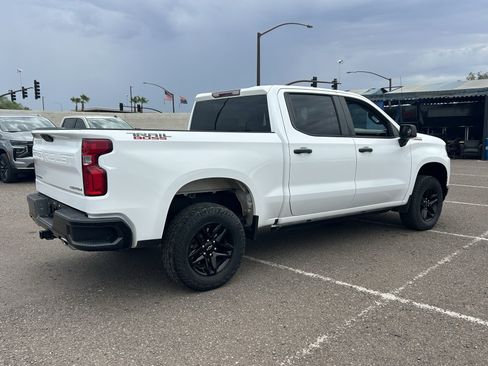 Used 2021 Chevrolet Silverado 1500 Custom Trail Boss AWD/4WD image 5