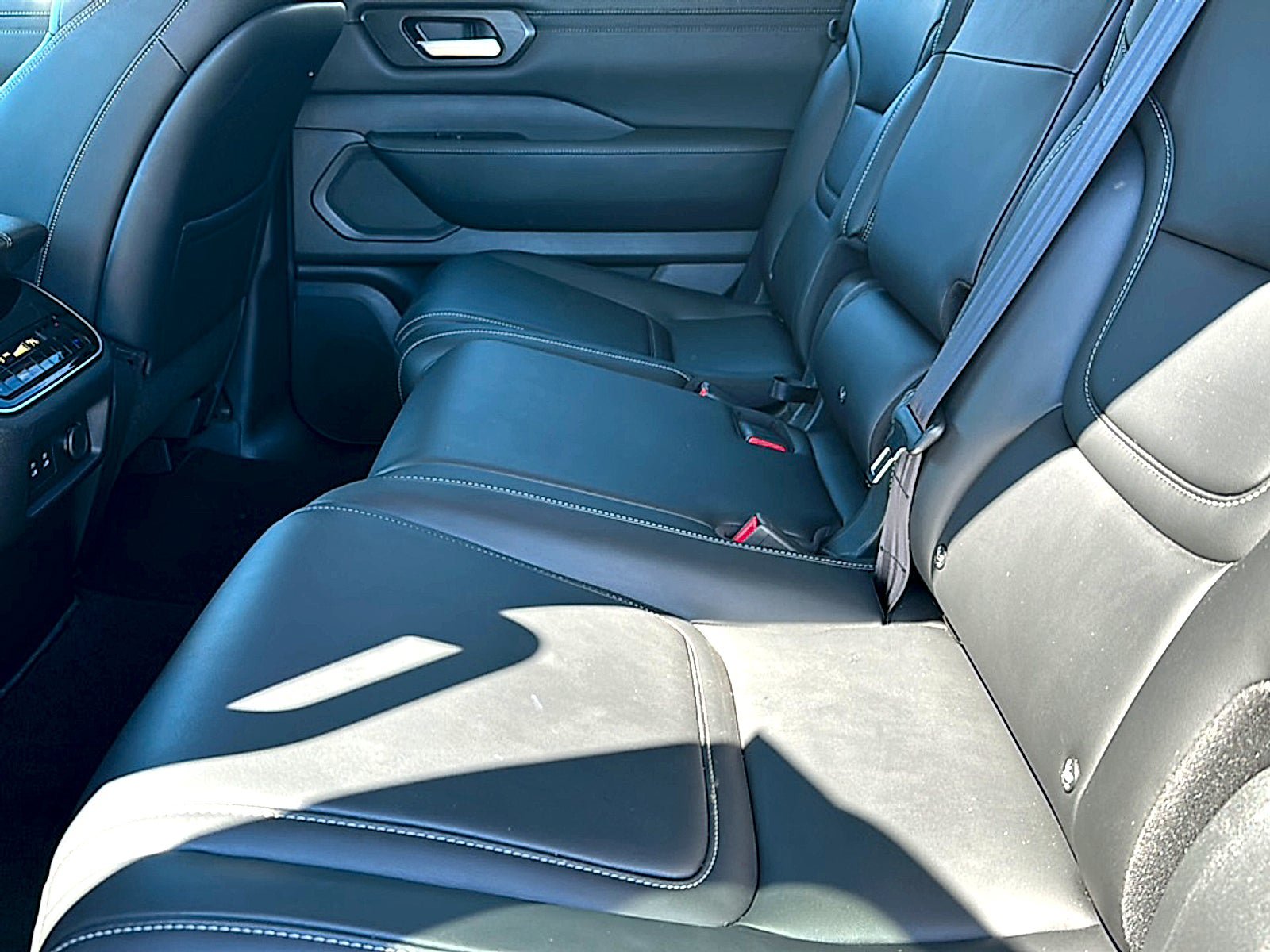 Used 2026 Nissan Armada SV RWD image 18