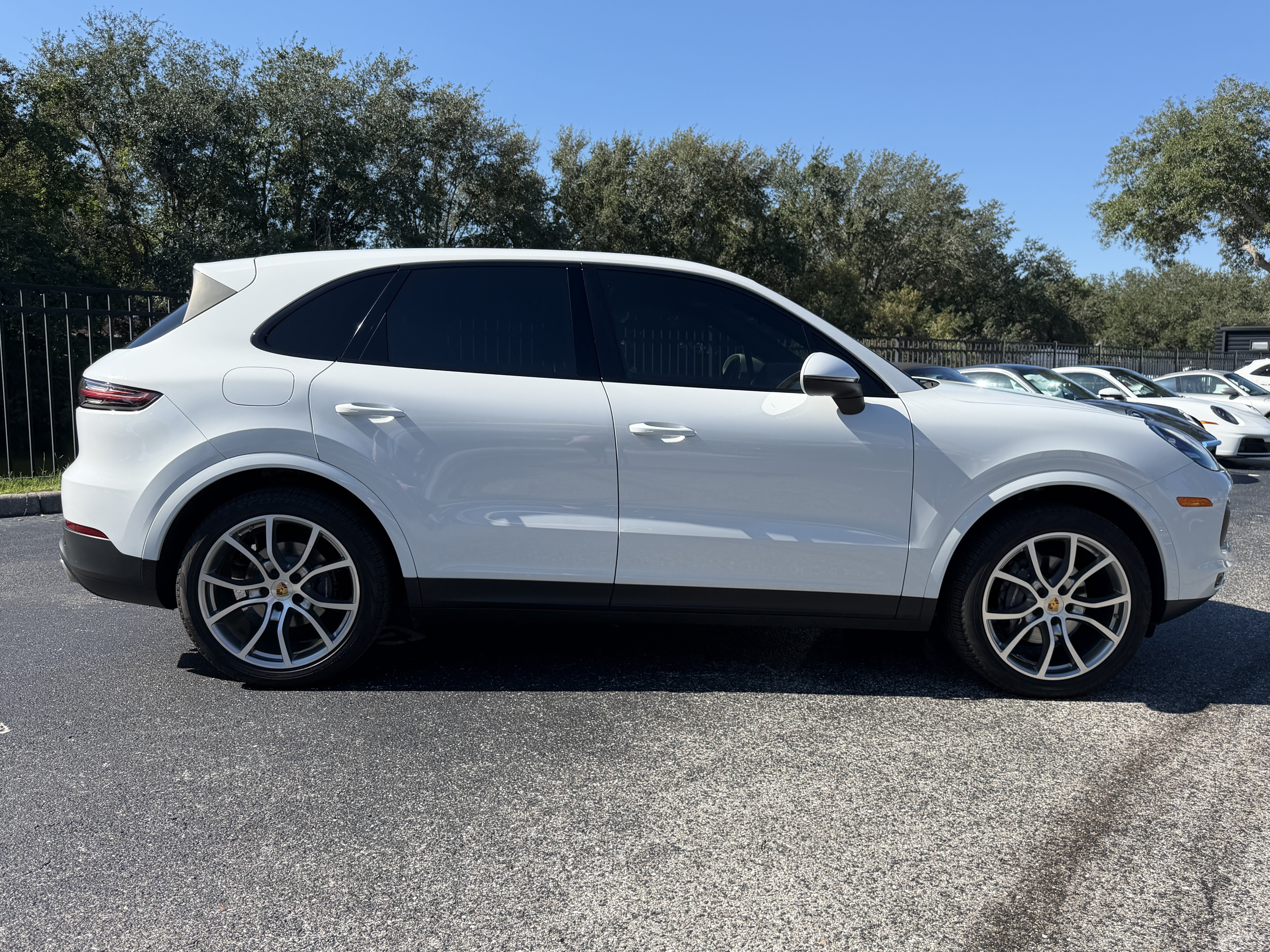 Used 2019 Porsche Cayenne AWD/4WD image 7