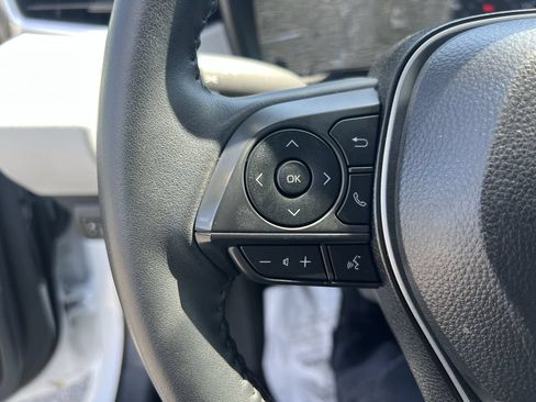 Used 2025 Toyota Corolla SE FWD image 19