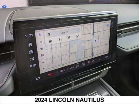 Used 2024 Lincoln Nautilus Reserve w/ Jet Appearance Package (87T) image 17