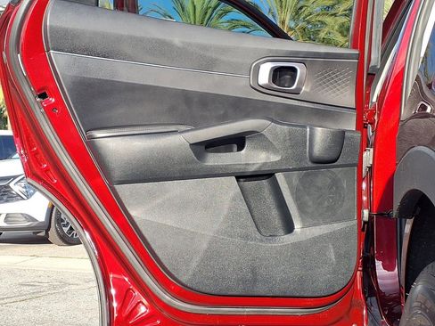 Certified 2025 Kia Sorento S image 23