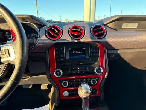 Certified 2017 Ford Mustang Coupe image 26