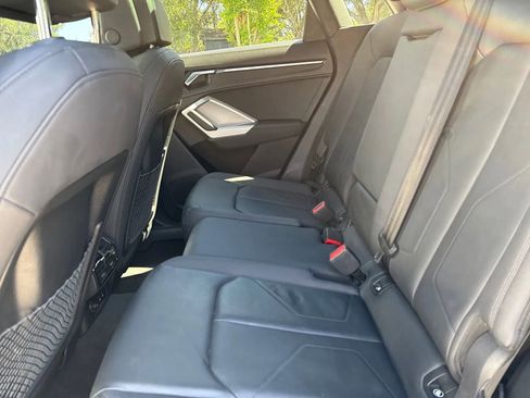 Used 2023 Audi Q3 2.0T Premium image 12