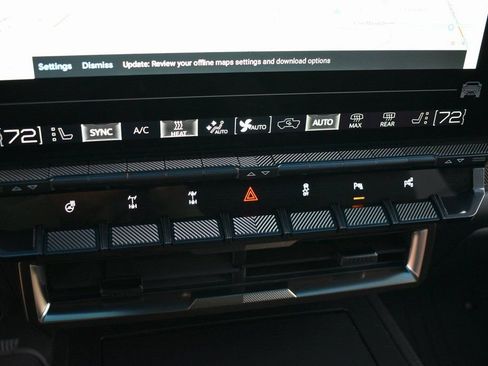 New 2024 GMC Hummer EV 2X w/ Extreme Off-Road Package image 21