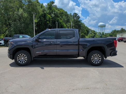Used 2023 GMC Sierra 1500 AT4 w/ AT4 Premium Package AWD/4WD image 7