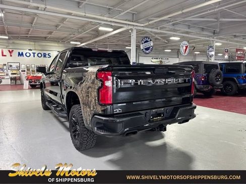 Used 2021 Chevrolet Silverado 1500 Custom Trail Boss w/ Realtree Special Edition AWD/4WD image 3