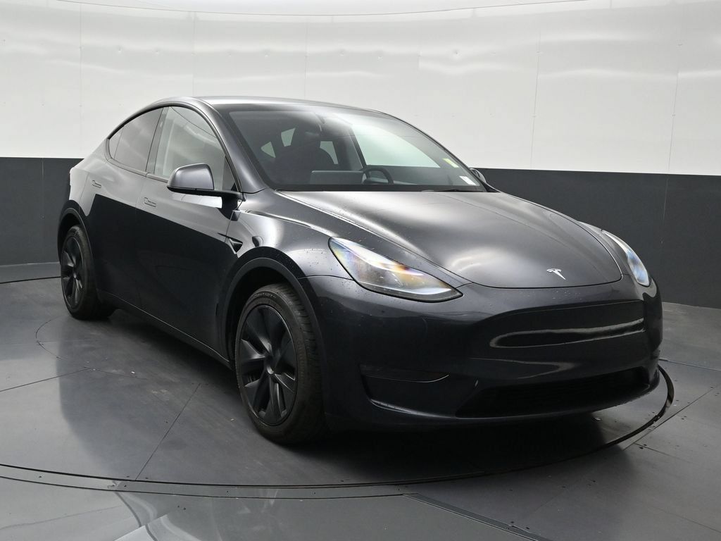 Used 2024 Tesla Model Y Long Range AWD/4WD image 7
