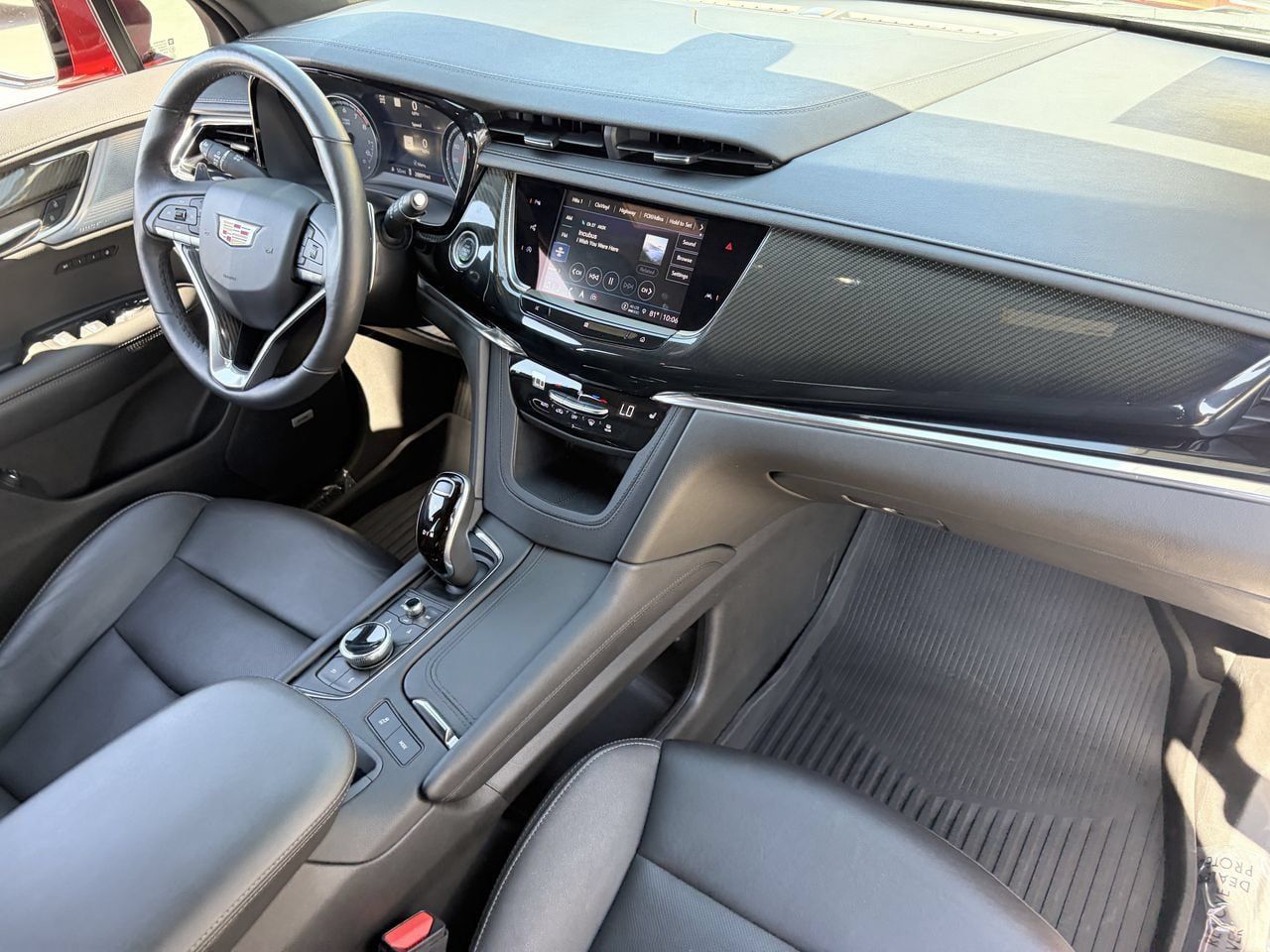 Used 2021 Cadillac XT6 Sport w/ LPO, ONYX Package AWD/4WD image 12