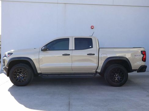 Used 2023 Chevrolet Colorado Trail Boss image 2