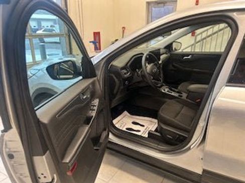 Used 2023 Ford Escape Active w/ Tech Pack #2 image 5