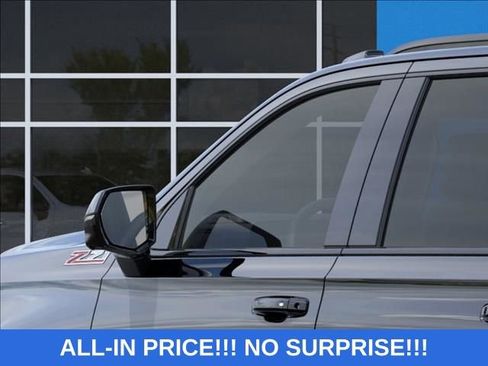 New 2026 Chevrolet Suburban Z71 w/ Comfort Package AWD/4WD image 12