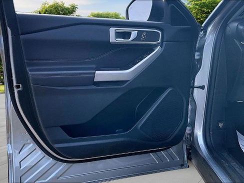 Certified 2023 Ford Explorer XLT w/ Equipment Group 202A image 22