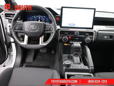 Used 2024 Toyota Tacoma TRD Off-Road w/ TRD Off Road Upgrade Package AWD/4WD image 11