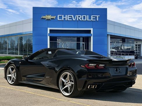 Used 2025 Chevrolet Corvette E-Ray image 4