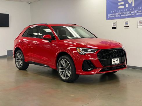 Used 2024 Audi Q3 2.0T Premium AWD/4WD image 2