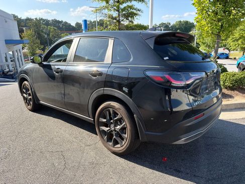 Used 2024 Honda HR-V Sport image 7