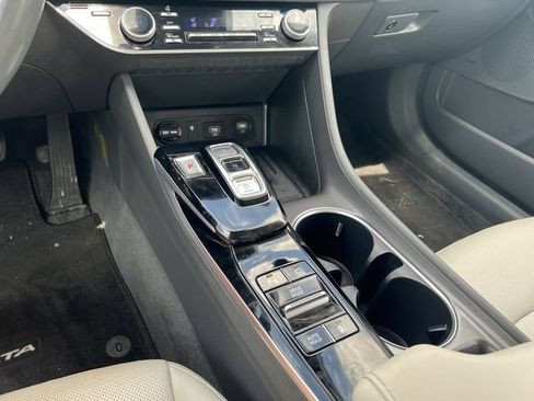 Certified 2023 Hyundai Sonata Limited w/ Cargo Package FWD image 27