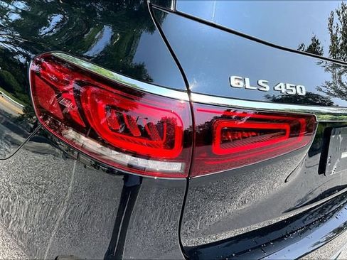 Certified 2022 Mercedes-Benz GLS 450 4MATIC image 17