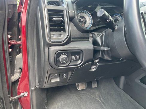 Used 2022 RAM 1500 Limited w/ Body-Colour Bumper Group AWD/4WD image 14