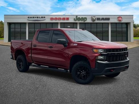Used 2021 Chevrolet Silverado 1500 Custom Trail Boss AWD/4WD image 2