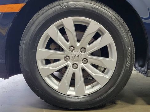 Used 2020 Honda Odyssey LX image 9