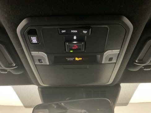 Used 2025 Toyota 4Runner SR5 image 21