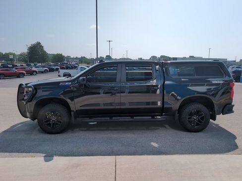 Used 2019 Chevrolet Silverado 1500 LT Trail Boss AWD/4WD image 5