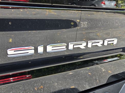 Certified 2024 GMC Sierra 1500 SLT AWD/4WD image 14