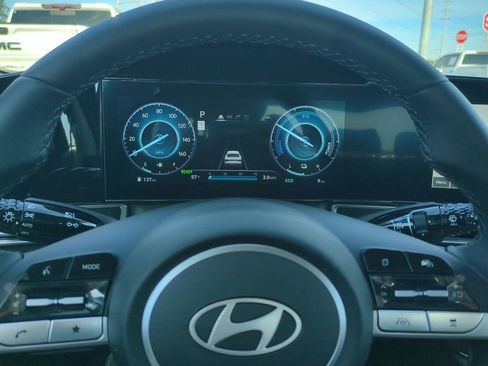 New 2026 Hyundai Elantra Limited image 33